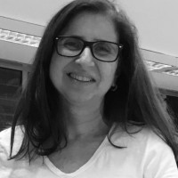 Laís Bronstein